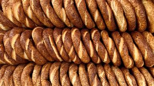 Uşak’ta simit ve açma 10 lira olacak