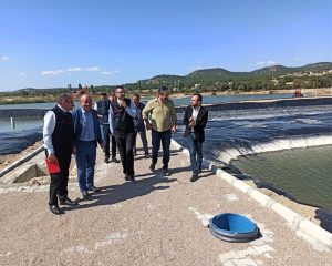 Uşak Tarım il müdürü Bilir, balık üretim tesisine ziyaret gerçekleştirdi