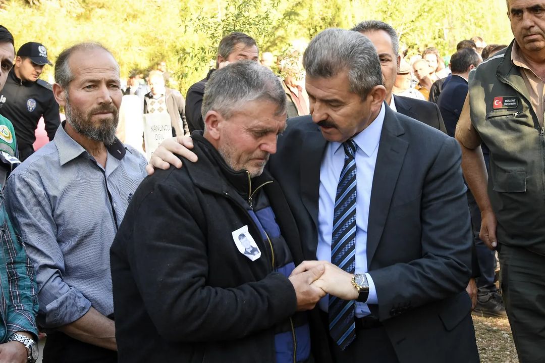 Vali Ergün, vefat eden Orman Muhafaza Memurunun cenazesine katıldı
